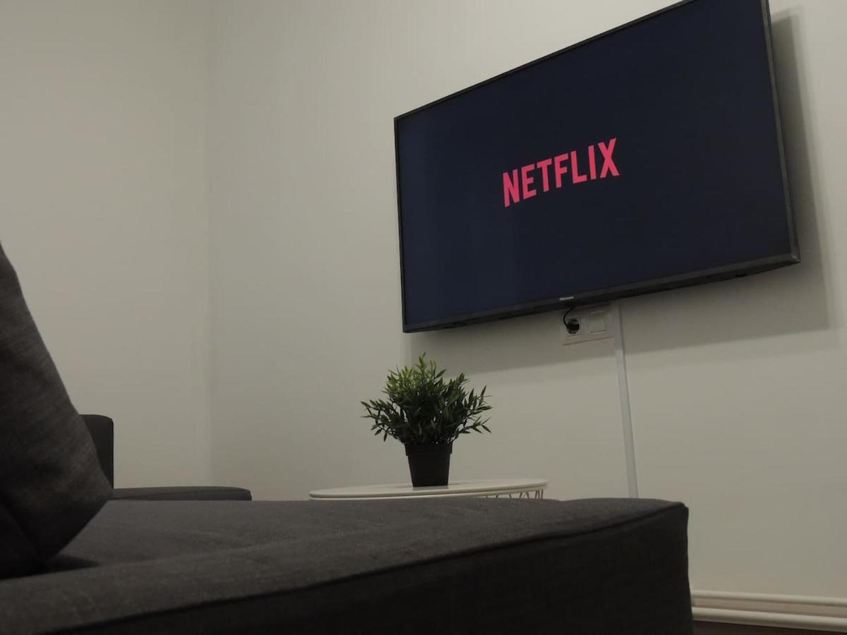 Precioso Piso En Oviedo, Parking, Wifi Y Netflix By Delabra Apartments Eksteriør billede